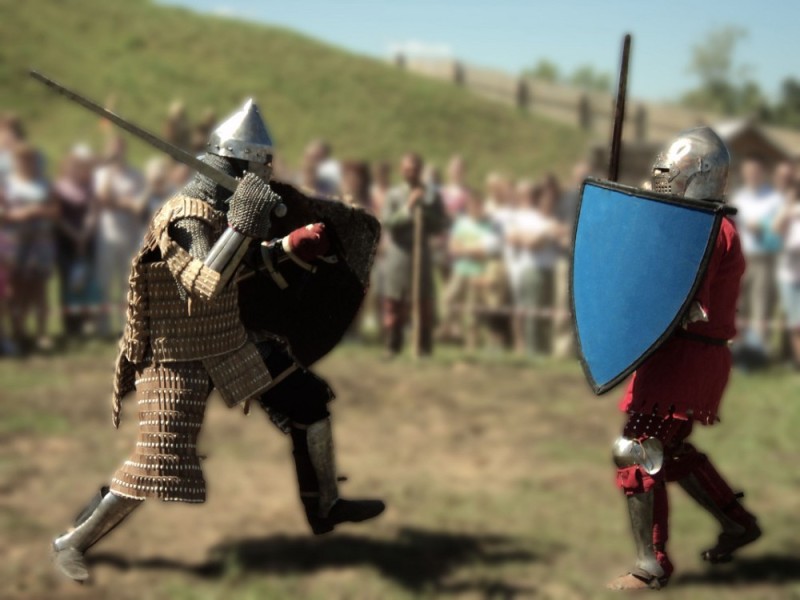 Создать мем: историческая реконструкция, рыцарский турнир, средневековый воин