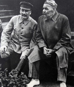 Создать мем: Авель Сафронович Енукидзе, фото максима горького со сталиным, картинки горький и сталин