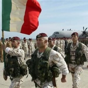 Создать мем: армия, учения нато, итальянская армия