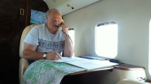 Create meme: Yang buset, Lukashenko phone wired, Alexander Lukashenko