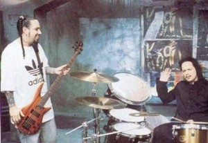 Создать мем: хеллхаммер барабанщик, ronnie lane's slim chance, кристоф шнайдер 1996