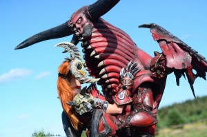 Создать мем: ultraman, carmine dragon, warhammer fantasy