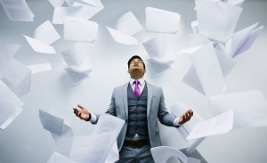 Создать мем: paperwork, человек стресс, картинки человек завален бумагами