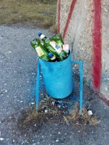 Создать мем: recycle, recycling rubbish, урны для улица город фото