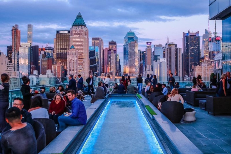 Create meme: new york rooftop, Friends in New York, new york city
