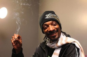 Создать мем: снуп дог обкуренный, снуп дог укуренный, snoop dogg