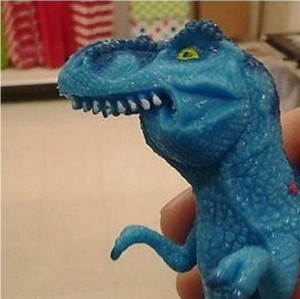 Создать мем: тиранозавр игрушка, тираннозавр игрушка, тираннозавр рекс булофная