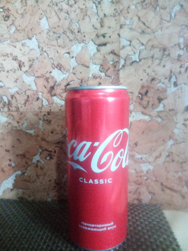 Создать мем: coca cola classic 0.25 л, кола классик, кока кола оригинал