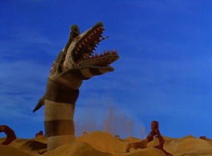 Создать мем: динозавр, кудыкина гора липецк змей горыныч, песчаный червь из "битлджус