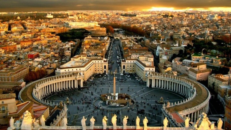 Create meme: the Vatican , vatican St. peter's Cathedral, St. peter's square in the vatican