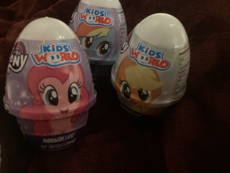 Create meme: chocolate pony egg, kinder surprise , Surprise my little pony big chocolate egg