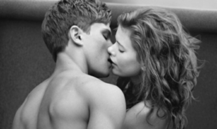 Create meme: passionate kisses, a beautiful kiss, passionate couple