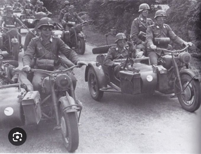 Create meme: triumph 1940 wehrmacht motorcycle, German motorcycles of the Second World War, bmw r75 Wehrmacht motorcycle