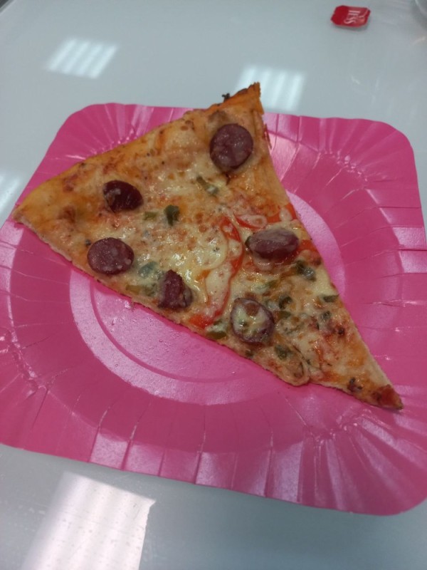 Create meme: pizza , Tashir pizza, pizzeria