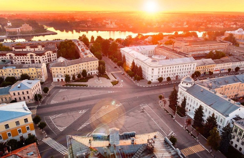 Создать мем: тверь центр города, тверская площадь город тверь, тверь город