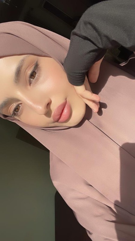 Create meme: muslim hijab, beautiful hijab, hijab style