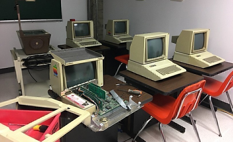 Создать мем: старый компьютер, компьютер 80 х годов, компьютер