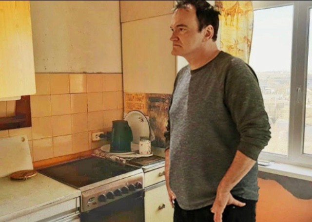 Create meme: Quentin Tarantino in the apartment, Quentin Tarantino , apartment kitchen