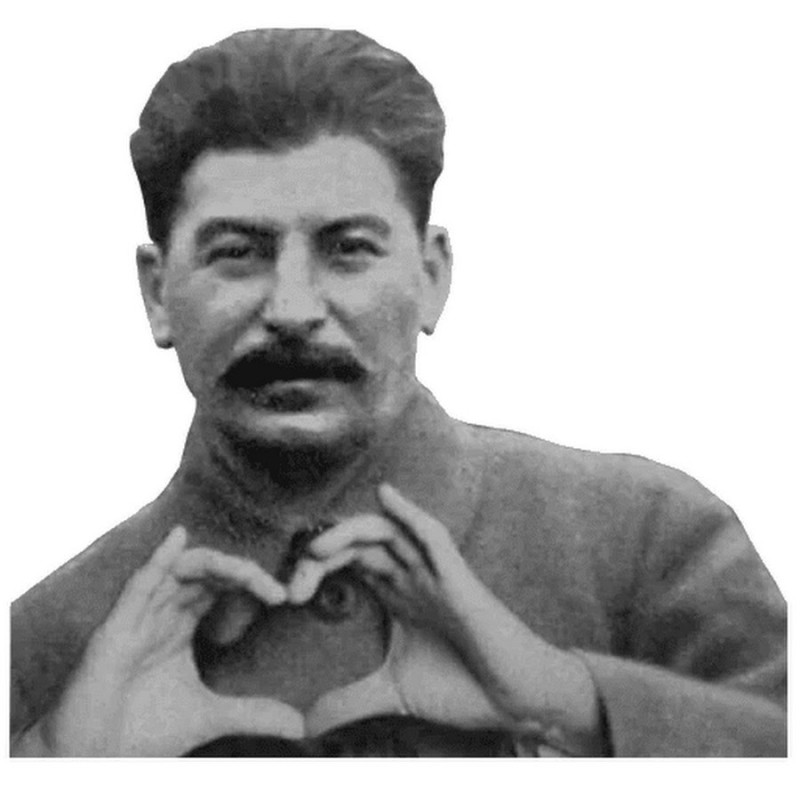 Создать мем: сталин, сталин сердце, сталин с сердечком из рук