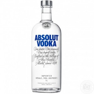 Create meme: liquor, a absolute 777.kom, the price of Absolut vodka 0.7 in store red white