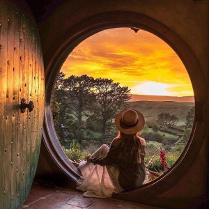 Создать мем: hobbiton, устойчиво созерцать, арт