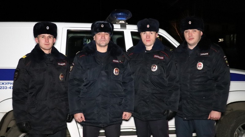 Create meme: ppsp syzran police, Yemelyanovo police officers, Pervouralsk police officers
