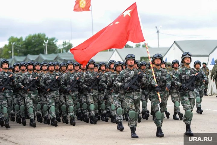 Создать мем: военные китая, армия ноак 2021, учения ноак тайвань