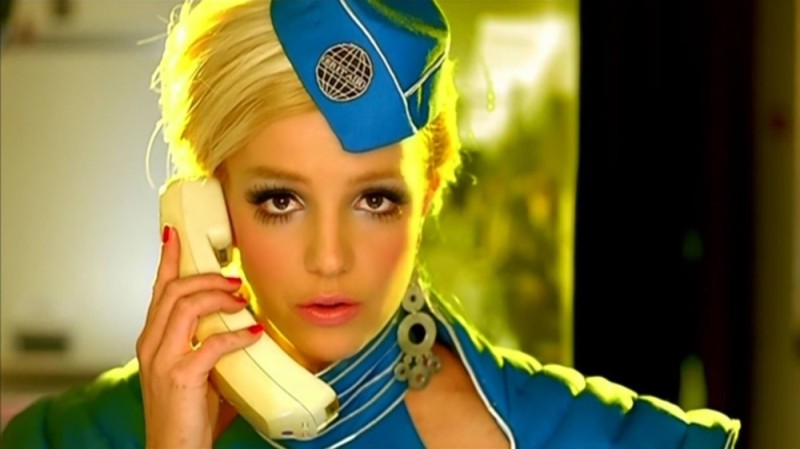 Создать мем: britney spears toxic 2004, toxic бритни спирс, britney spears toxic