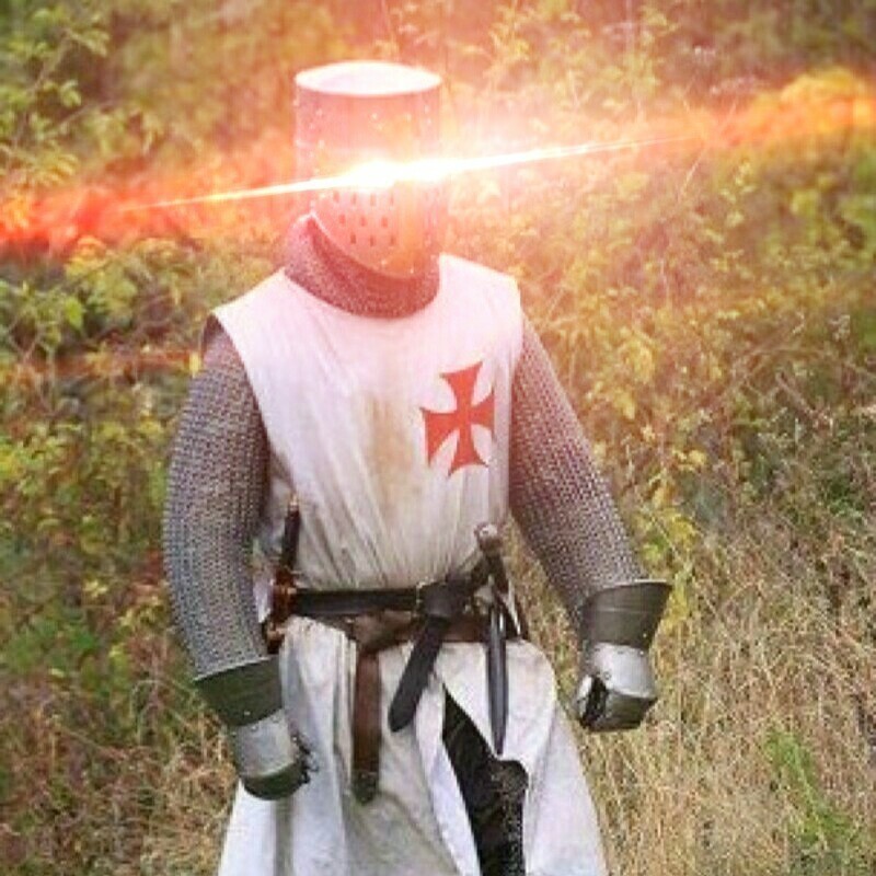 Create meme: A crusader with a grenade launcher, crusader knight deus vult, knight Crusader