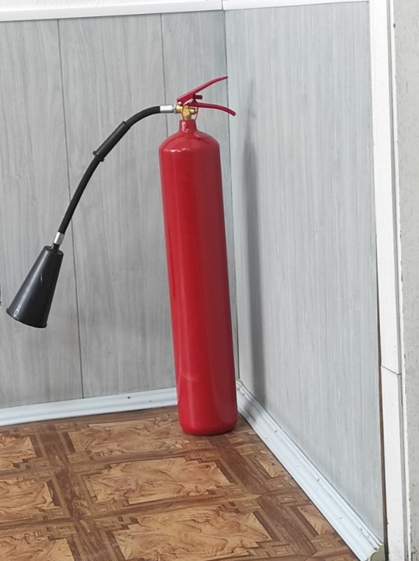 Create meme: carbon dioxide fire extinguisher ou 5, fire extinguisher ou 5, fire extinguisher rif ou-5