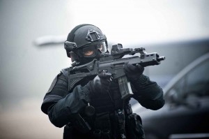 Создать мем: фотография телефона, калин, gign swat