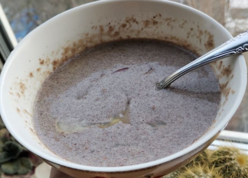 Create meme: flaxseed porridge, oatmeal, milk