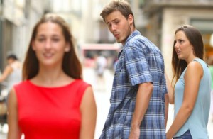 Создать мем: неверный парень фон, парень засмотрелся на девушку, парень оглядывается на девушку мем