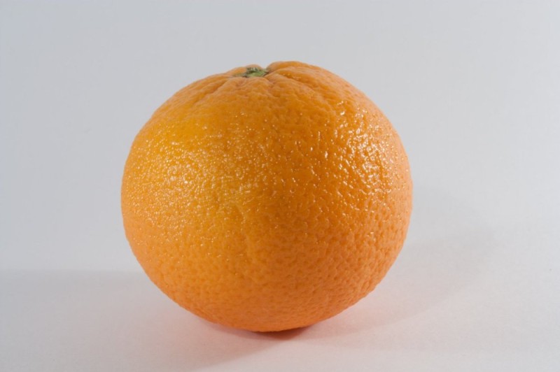 Создать мем: апельсин фрукт, спелый апельсин, апельсин лимон