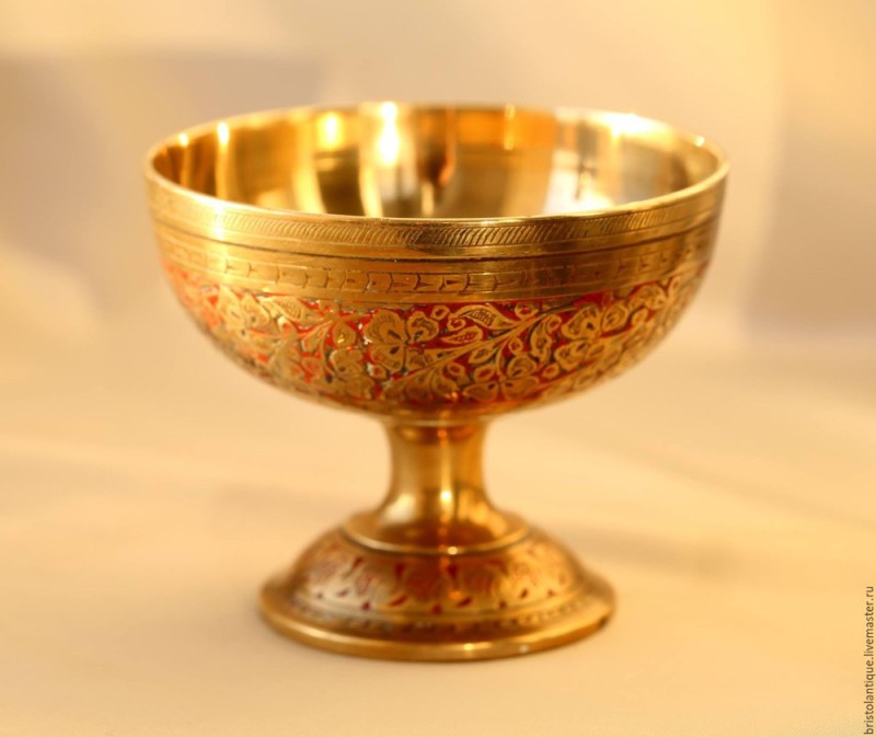 Create meme: the Holy Grail, golden cup tea, the gold Cup