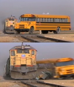 Создать мем: мем с поездом и школьным автобусом, школьный автобус сбоку, поезд сбивает школьный автобус