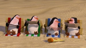 Создать мем: улыбаемся и машем пингвины, мадагаскар пингвины, пингвины из мадагаскара