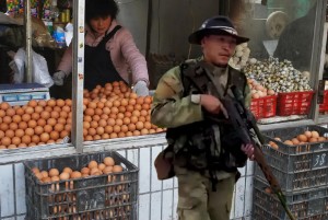 Создать мем: яйца, яйца на рынке, птичьи яйца