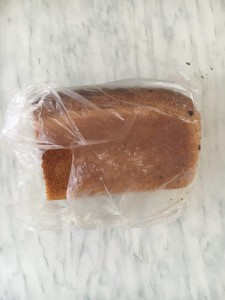 Создать мем: хлеб чусовской подовый, хлеб в прозрачной упаковке, хлеб булочки