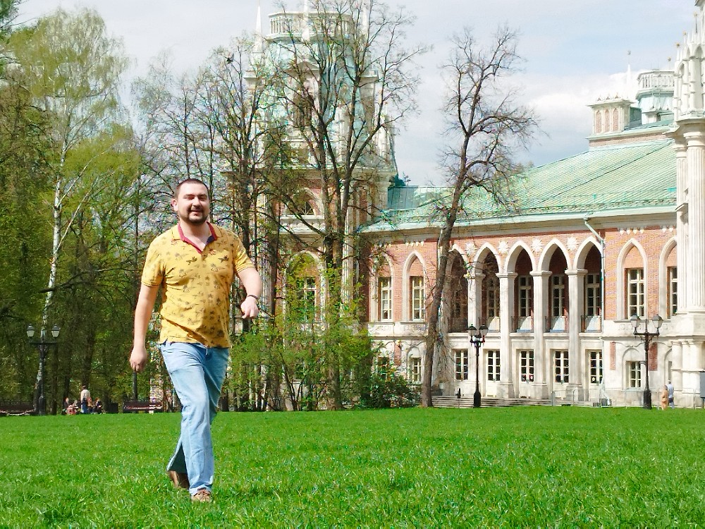 Create meme: Tsaritsyno Palace, The Grand Palace in Tsaritsyno, Moscow Tsaritsyno Park