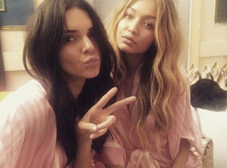 Create meme: Kendall Jenner and Gigi Hadid, Friend of Kendall Jenner, kendall Jenner's style