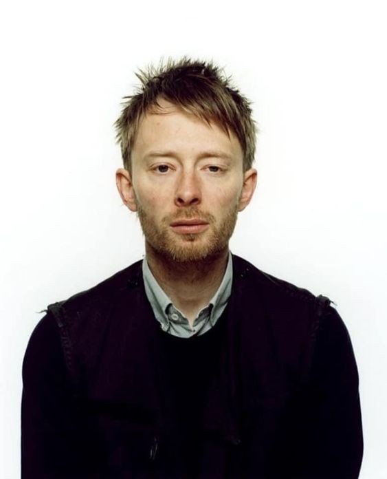 Создать мем: группа radiohead, томас йорк, thom yorke 2022