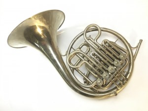 Создать мем: валторна holton 650, holton h379 - валторна bb/f, труба музыкальный инструмент валторна