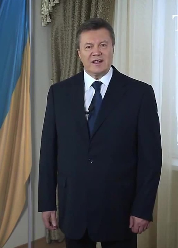 Create meme: ostanovites Yanukovych, ostanovites , Viktor Yanukovych will stop