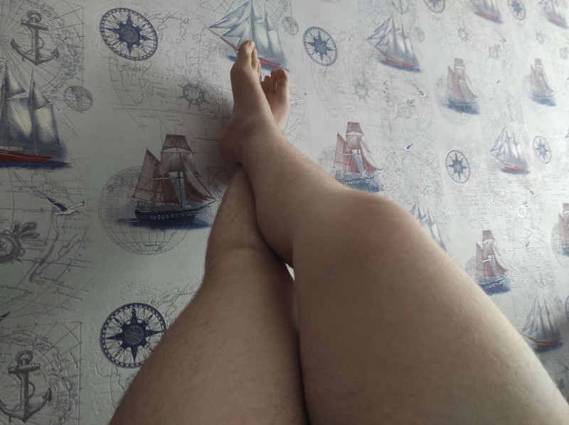Create meme: feet , wallpaper for children with boats, from the sea