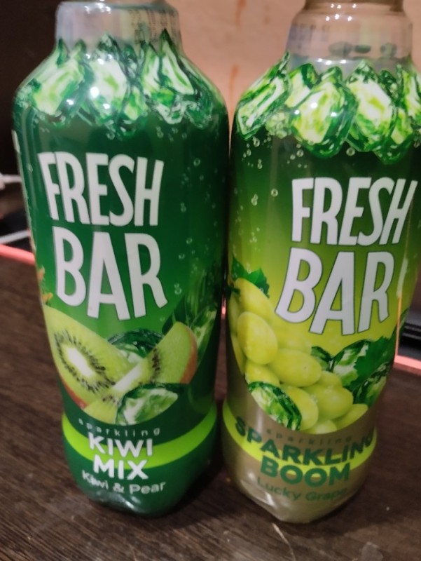 Создать мем: напиток fresh bar mojito, напиток сильногазированный,"kiwi mix", fresh bar, б/а, 0,48 л, fresh bar