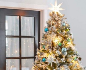 Создать мем: елка новогодняя декор, украшенная елка, christmas tree