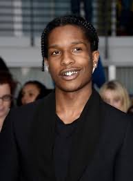 Создать мем: asap rocky гриллзы, asap rocky шрам, эйсап рокки