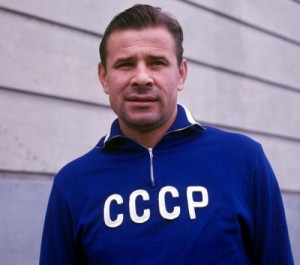 Создать мем: футболисты, lev yashin, футболист вратарь