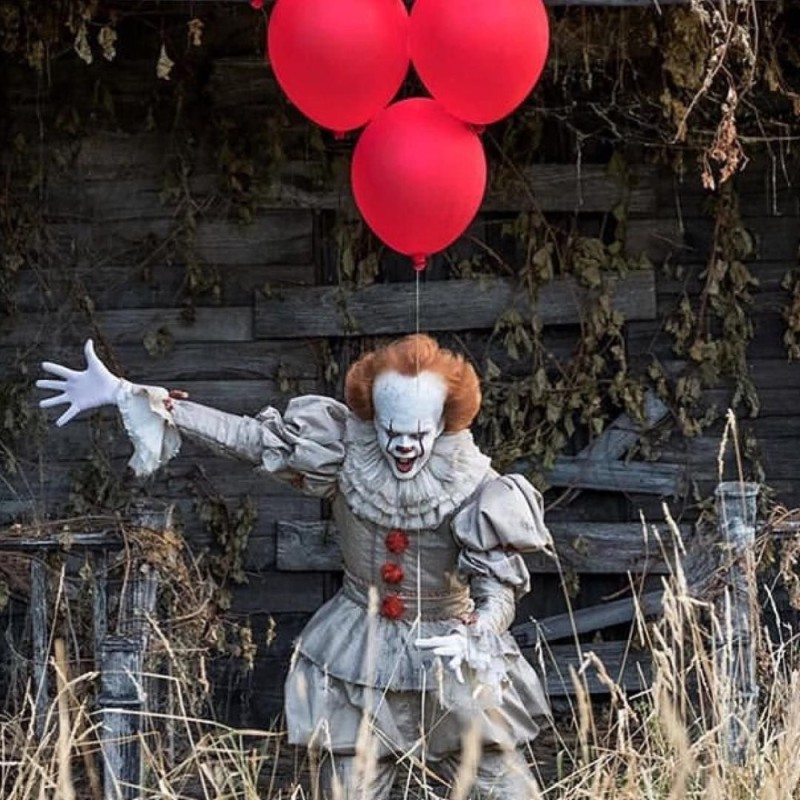 Create meme: Pennywise 2017, penivizer the clown, pennywise the clown